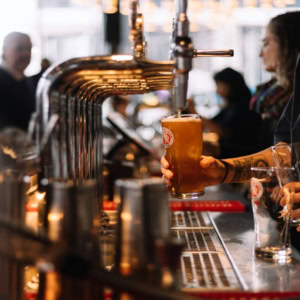 craft beer pour at the bar