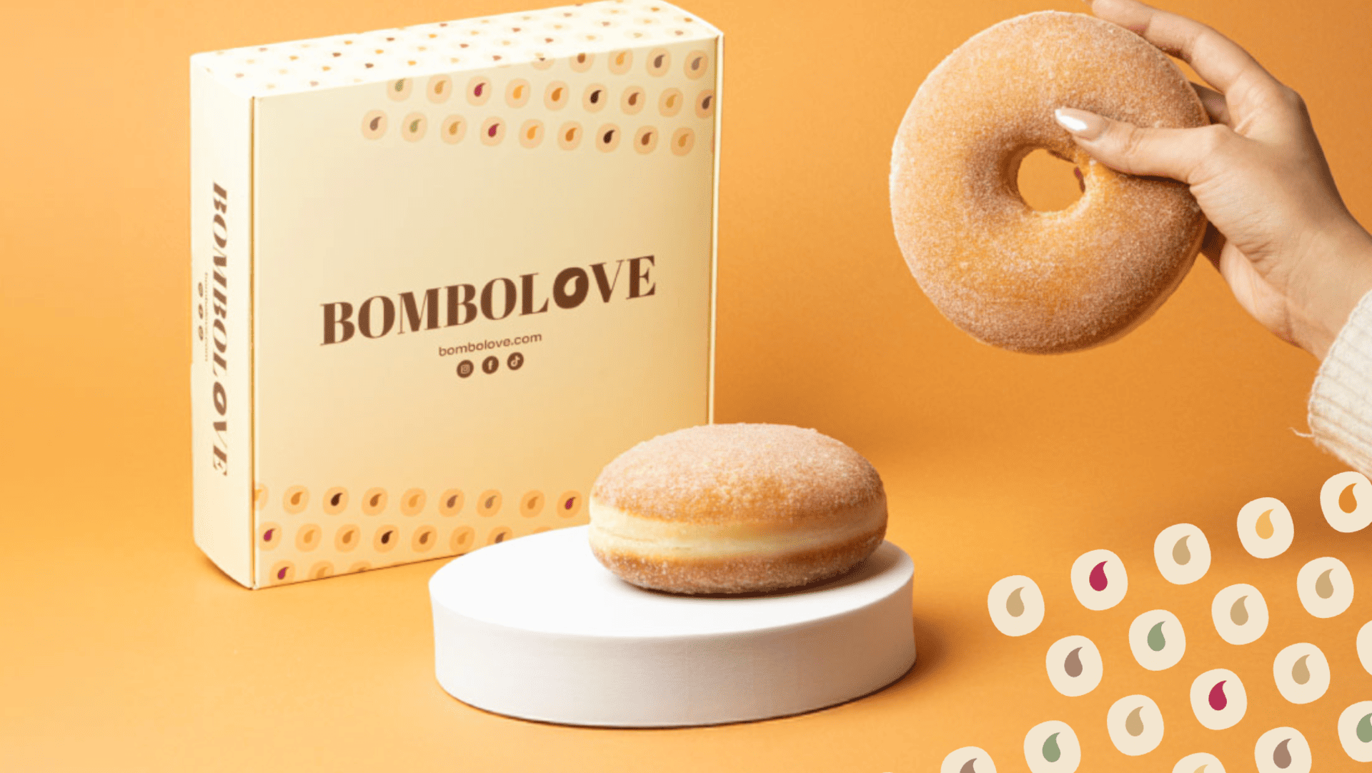 bombolove: packaging donut su sfondo arancione