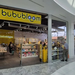 boutique bububl.com luminoso nel centro commerciale