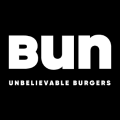 logo bun: unbelievable burgers bianco e nero