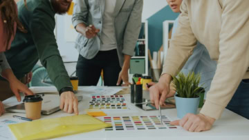 réunion design : palette couleurs en Équipe