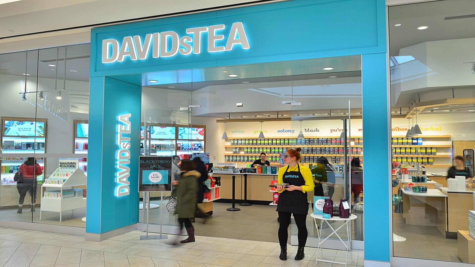 boutique davidstea en centre commercial lumineux
