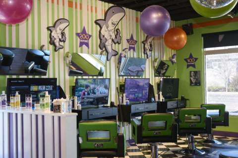 salón infantil temático de tiburón