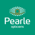 logo pearle opticiens sur fond vert d’eau