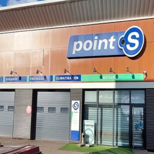 centre auto point s avec ateliers et services