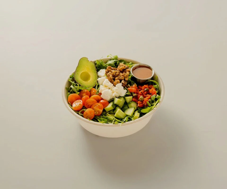 salade fraîche à l’avocat et feta