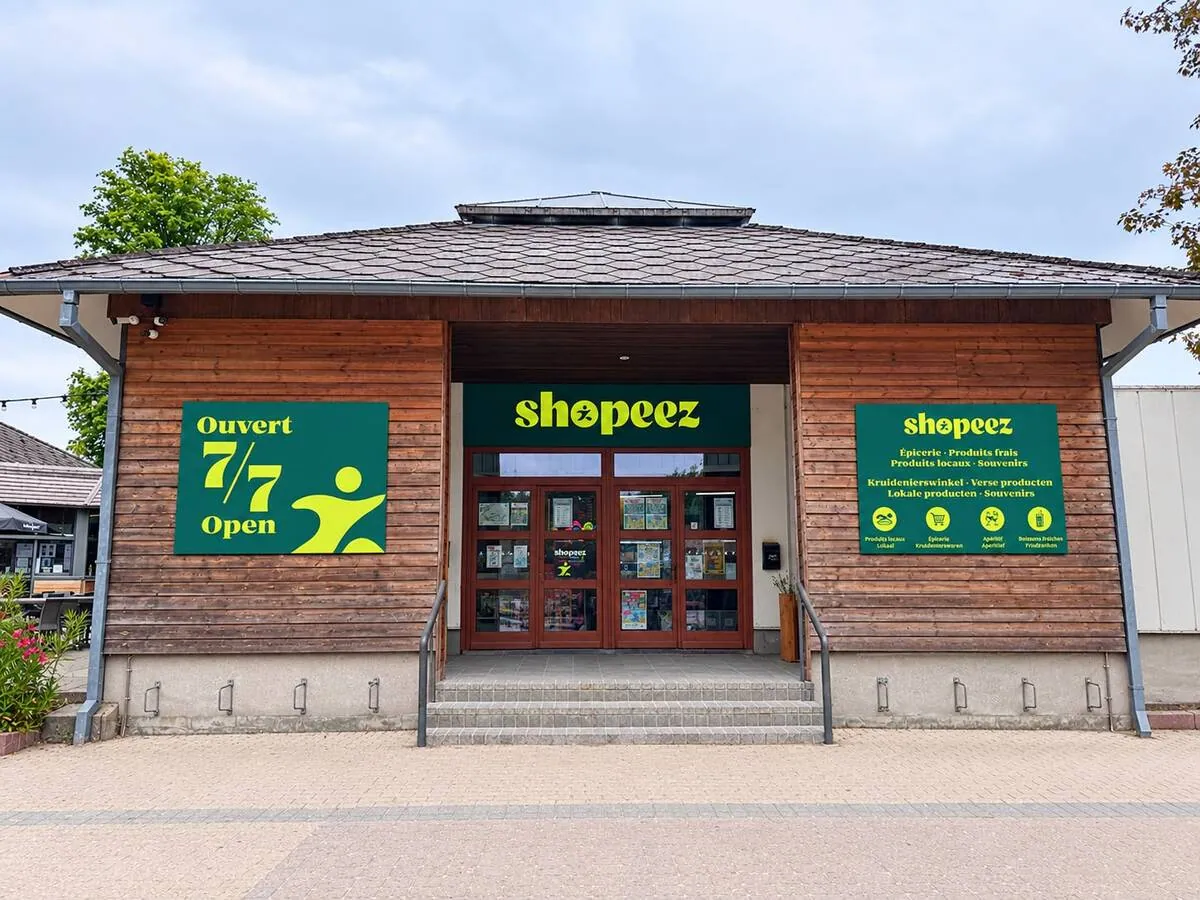 façade de la boutique shopeez, ouvert 7/7