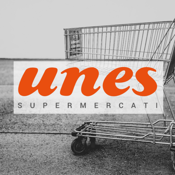 carrello della spesa unes, logo arancione in b/n