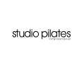 logo studio pilates noir et blanc minimaliste