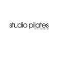logo minimaliste studio pilates noir et blanc