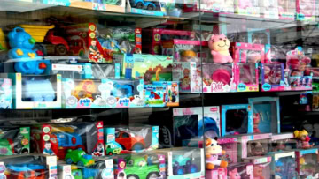 vitrine de jouets colorés pour enfants