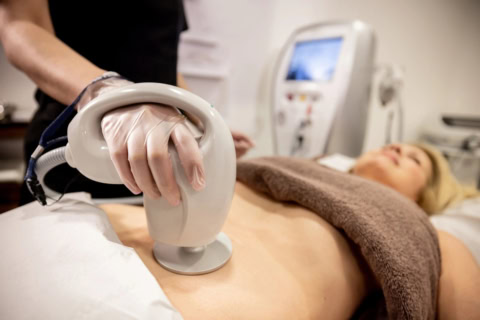 soin abdominal esthétique en clinique moderne