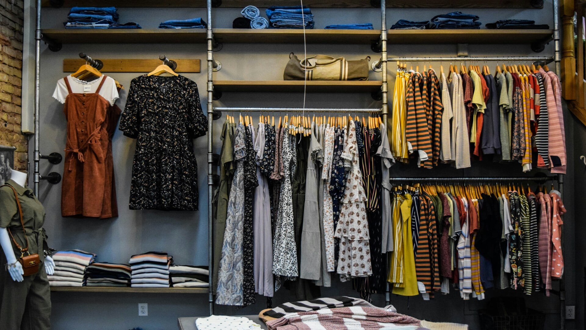 boutique de mode rustique et chic