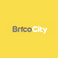 logo bricocity sur fond jaune vif