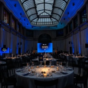 salle de gala franchising awards 2026, lumière bleue