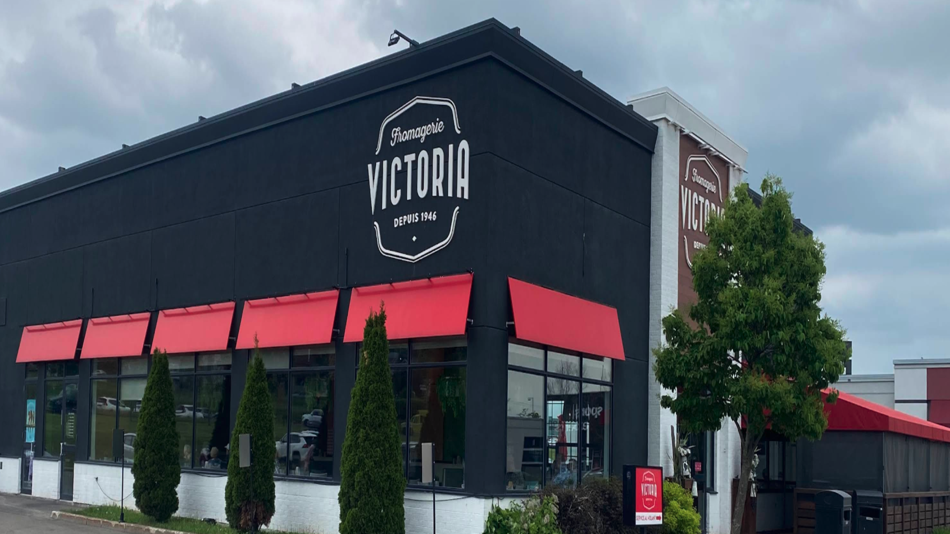 façade moderne de fromagerie victoria