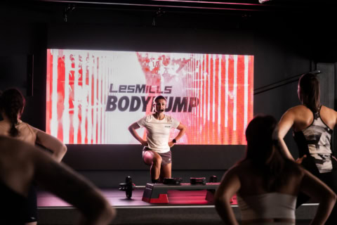 L’Appart Fitness Une campagne de rentrée authentique avec salariés et adhérents L'Appart Fitness