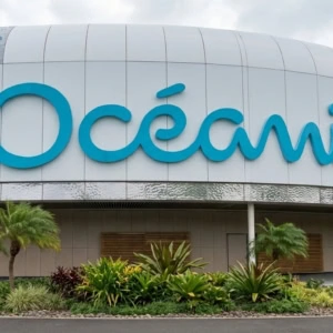 façade moderne océanis et jardin tropical