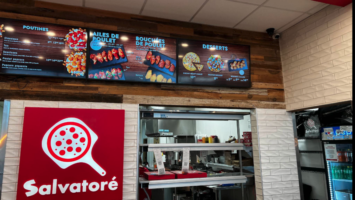 menu numérique du restaurant salvatore, poutines et ailes de poulet