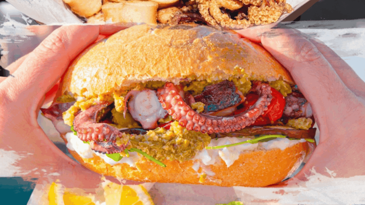 panino gourmet al polpo e frutti di mare