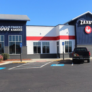 zaxby’s restaurant exterior with parking lot and signage