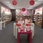 interieur magasin monbana challans